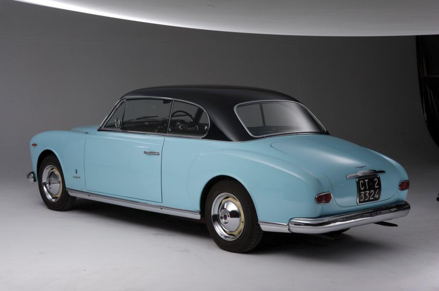  Lancia Aurelia B53 Coupe 1952 года  (фото 29 из 30)